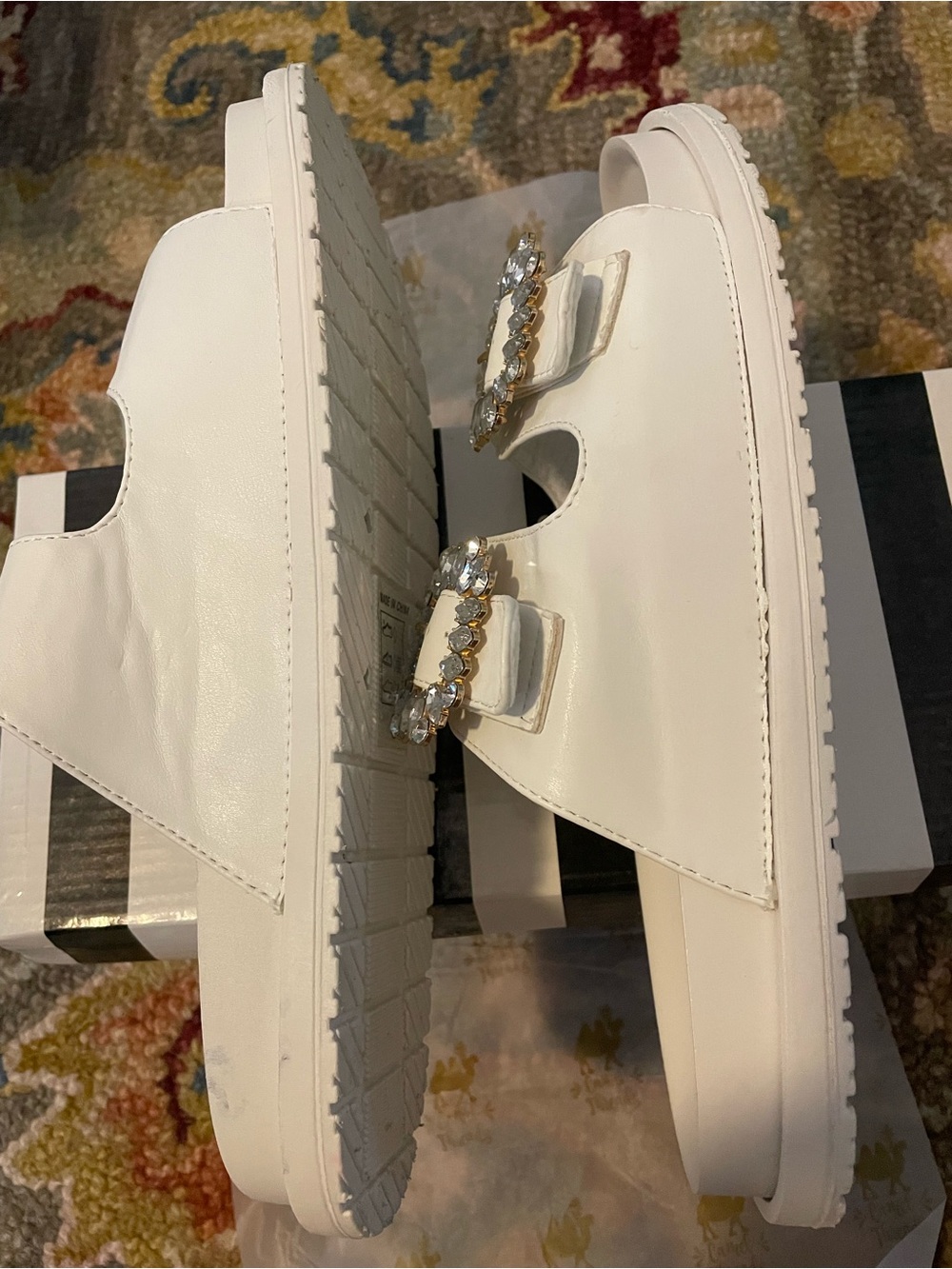 Camel Threads white slip on sandals with rhinestones - Picture 3 of 9